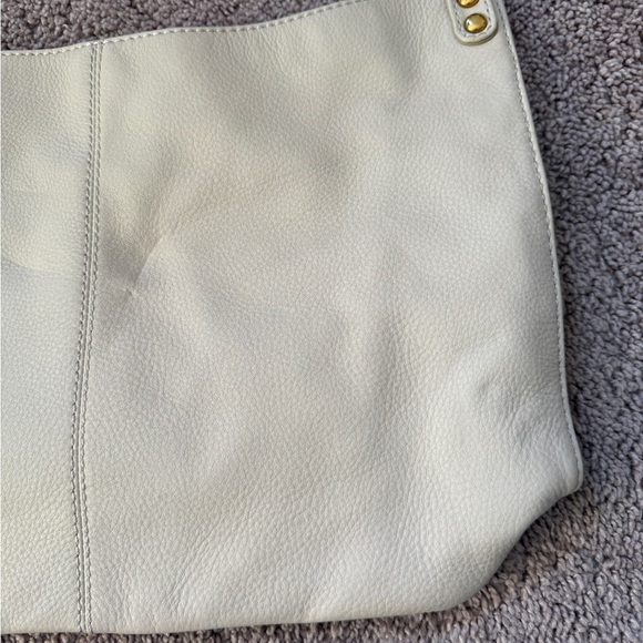 HOBO pier slouchy pebbled leather Off-White Shoulder Bag with Gold Hardware - Picture 8 of 14